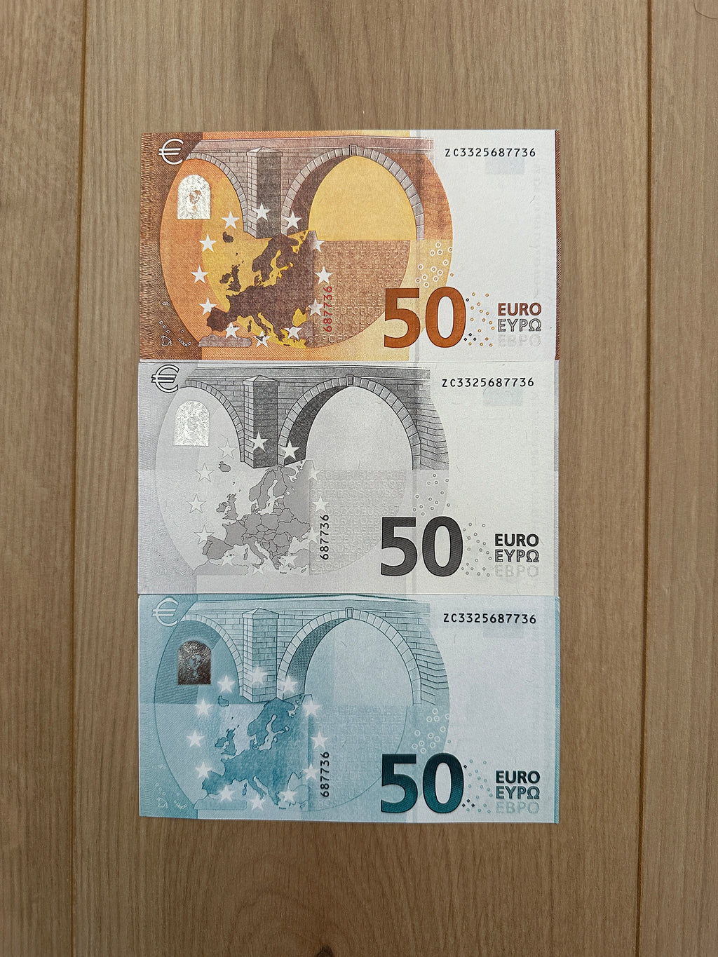 Charizard Currency Art Set - 3 Banknotes