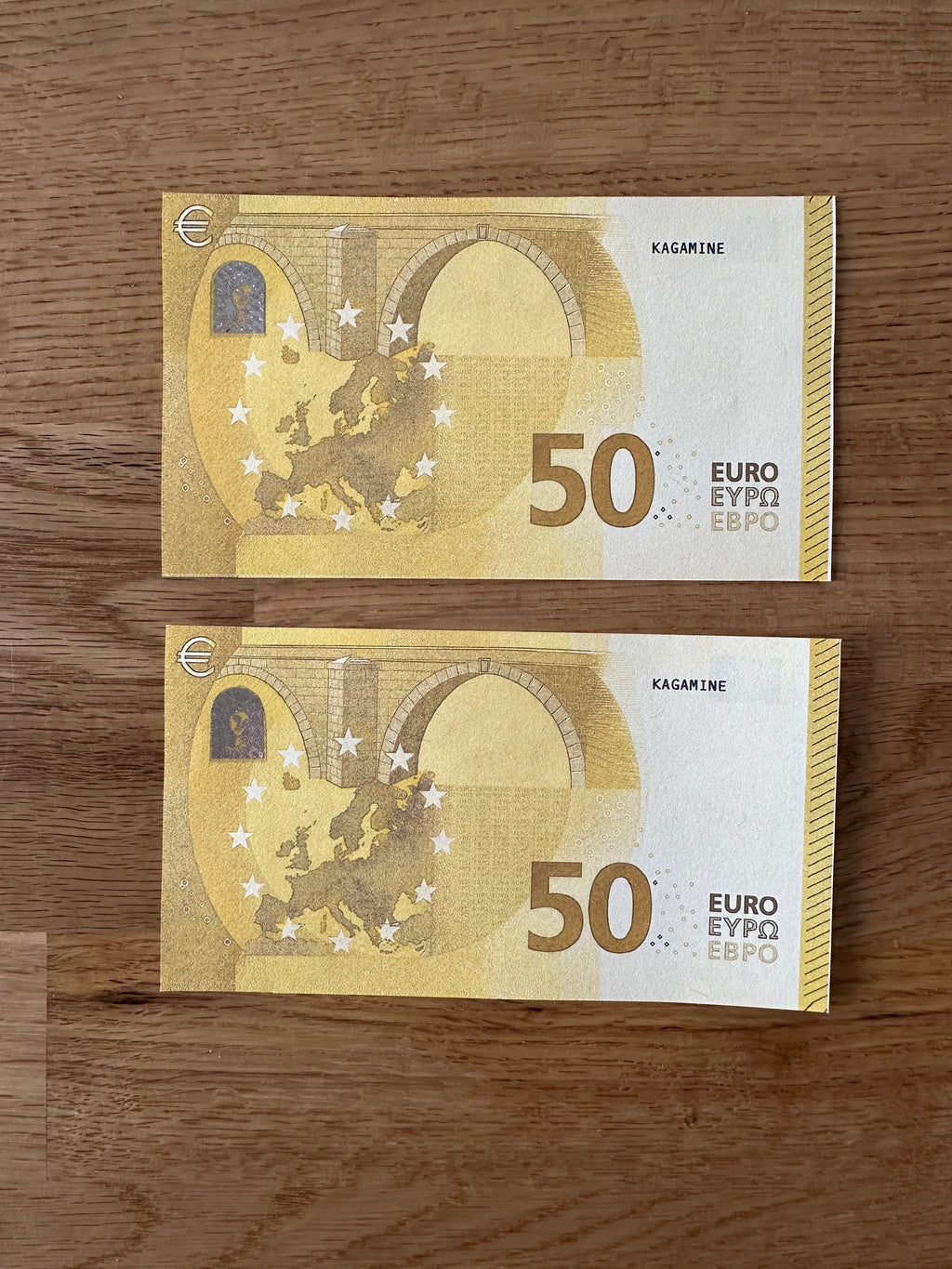Kagamine - 2-Piece Custom Anime Euro Banknote Bundle